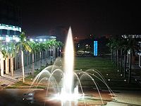 賽恩斯廣場 ─ 時光噴泉水柱
