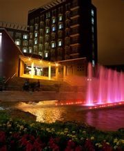 河西校區噴泉夜景