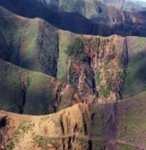 褶皺地震 褶皺地震