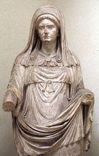 維斯塔貞女的雕像