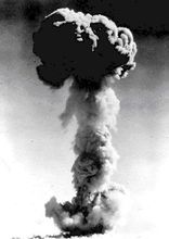 中國第一顆核子彈爆炸成功