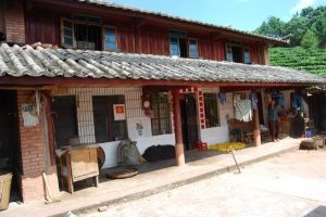 白虎山三村 白虎山三村