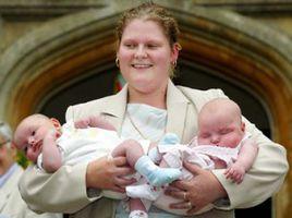 轉基因嬰兒 轉基因嬰兒