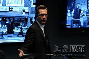 （圖）《雨之牙》