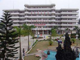 鎮隆一中 鎮隆一中