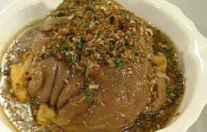 姜蔥熱肘 姜蔥熱肘