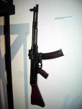 MKB42(H)突擊步槍