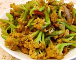 豬肉炒菜花 豬肉炒菜花