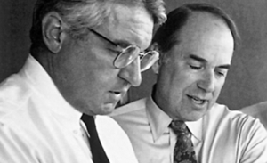 創始人：John Abele和 Pete Nic