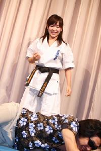 小林由佳 小林由佳