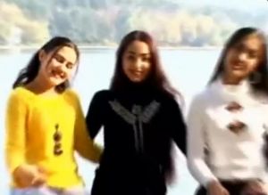 歡樂的跳吧[拜爾娜演唱歌曲]