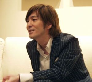 Tetsuya Komuro