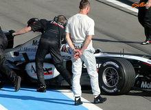 麥拿輪MP4-18（2003年）