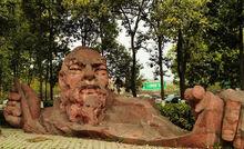 德陽《名人園》雕塑“銅山三蘇”，作者羅平