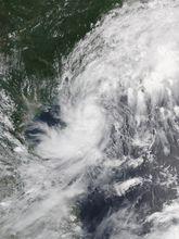 熱帶風暴艾雲尼 衛星雲圖