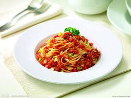 義大利肉醬面[炸醬麵的一種]