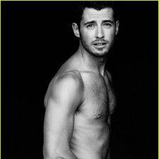 朱利安·莫里斯 朱利安·莫里斯