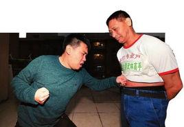 職業挨打人 職業挨打人