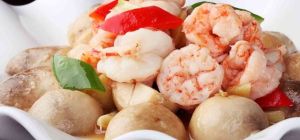 白蘿蔔炒蠶豆 白蘿蔔炒蠶豆