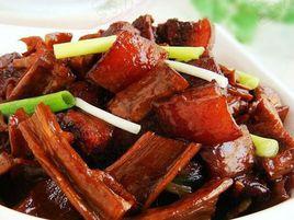 筍乾燜五花肉 筍乾燜五花肉