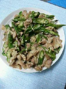 秋葵小炒肉 秋葵小炒肉