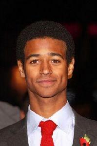 阿爾弗雷德·伊諾奇 阿爾弗雷德·伊諾奇