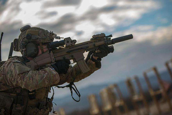 AK-47創造者:從無名小卒到武器設計大師的蛻變