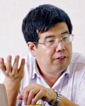 北京大學經濟學院副教授