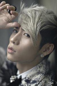 月光[魏晨演唱歌曲]