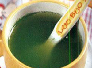 薑汁韭菜汁燉牛奶 薑汁韭菜汁燉牛奶