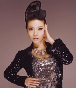 女人不是妖 女人不是妖