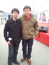 圖中，左為上官琪楓，右為沈磊