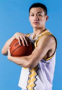 張偉[籃球運動員]