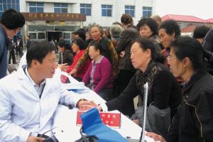 在吉林參加義診活