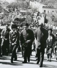 1982年5月，佩雷拉總統與夫人遊覽長城