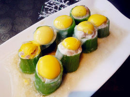 鵪鶉蛋肉餡釀絲瓜 鵪鶉蛋肉餡釀絲瓜