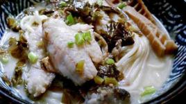 雪菜鯽魚湯 雪菜鯽魚湯