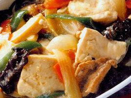 竹筍蘑菇燉豆腐 竹筍蘑菇燉豆腐