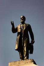 亞歷山大&middot;麥肯齊紀念雕像