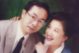 宋春麗與老公合影