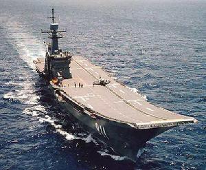 “差克里&middot;納呂貝特”號航空母艦