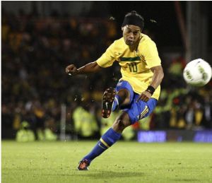 M·柏拉拿 M·柏拉拿