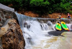 霧靈西峰高山滑水 霧靈西峰高山滑水