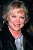 路易絲·弗萊徹飾演Nurse Mildred Ratched