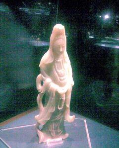 《鐵羅漢勇救玉觀音》