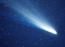 哈雷彗星和它美麗的彗尾