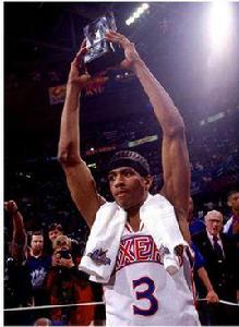 後衛[籃球運動比賽隊員的位置名稱]