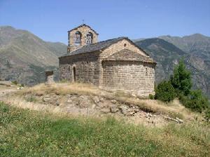 博伊谷地的羅馬式教堂建築