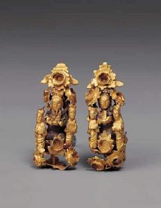 高透雕人物形金兒墜飾