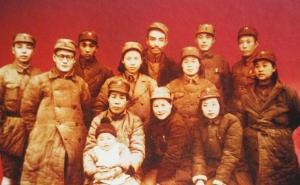 1945年1月新四軍五師主要領導合影